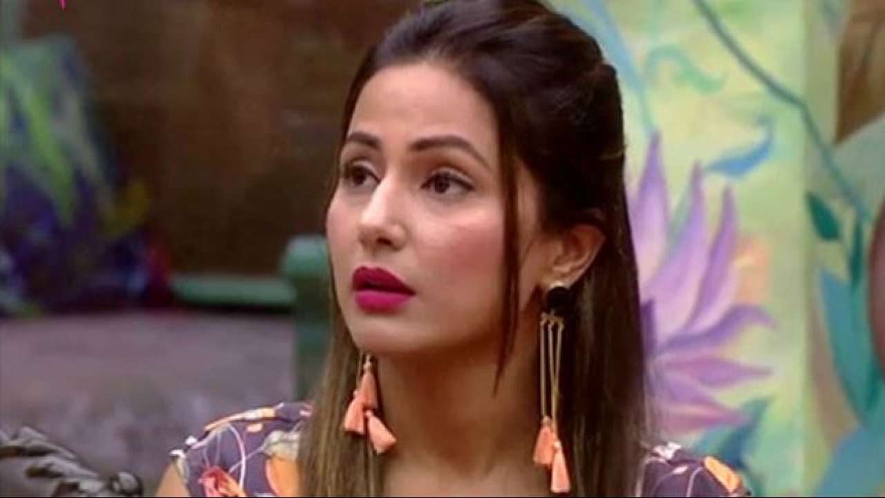 Hina Khan Xxx - Bigg Boss 11: Hina Khan's father disturbed by her breakdown during luxury  budget task