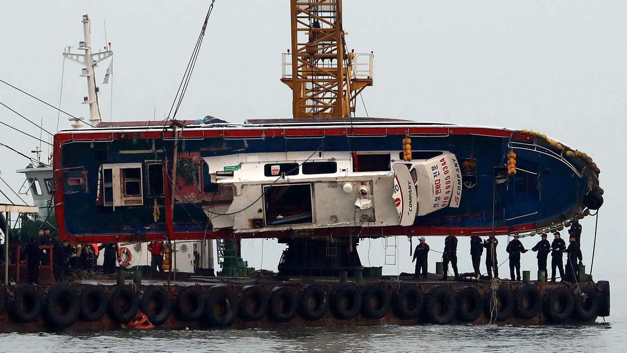 13 Dead, 2 Missing In South Korea Fishing Boat Crash