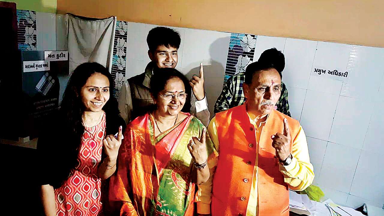 Gujarat elections 2017 | high turnout a reply to those spreading anarchy: cm vijay rupani