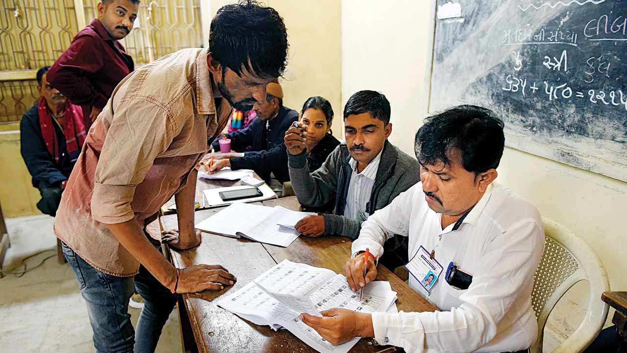 Gujarat Elections 2017 Lower Phase 1 Turnout Leaves Parties Anxious 