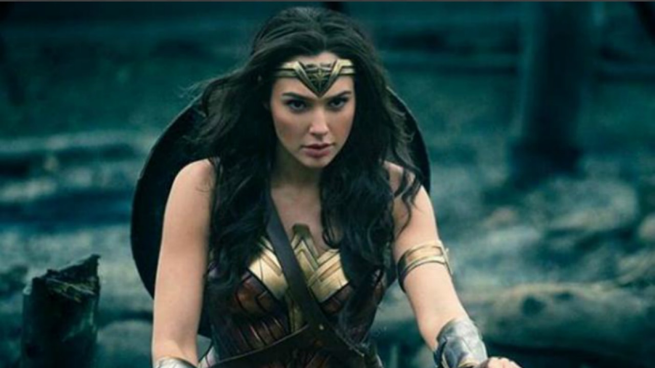 Wonder Woman Porn Movie - SHOCKING! 'Wonder Woman' Gal Gadot's fake porn video goes ...