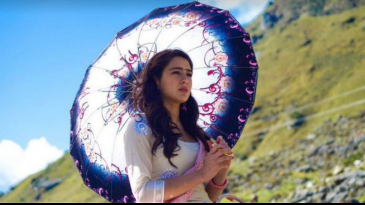 Sara Ali Khan on the sets of her debut film 'Kedarnath'