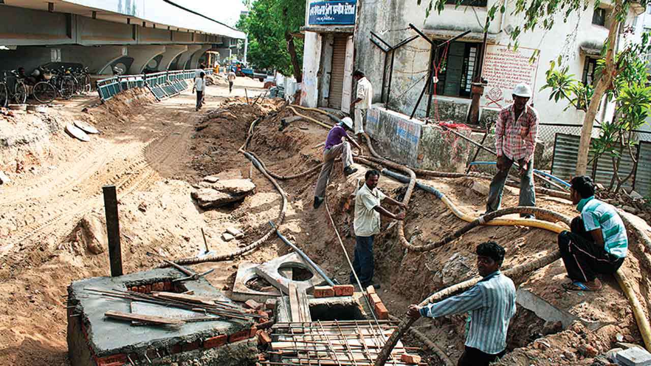 Why construction workers continue to suffer in India