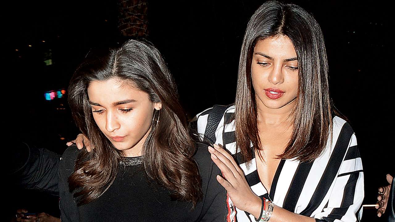 Will Alia Bhatt say yes to Priyanka Chopra?