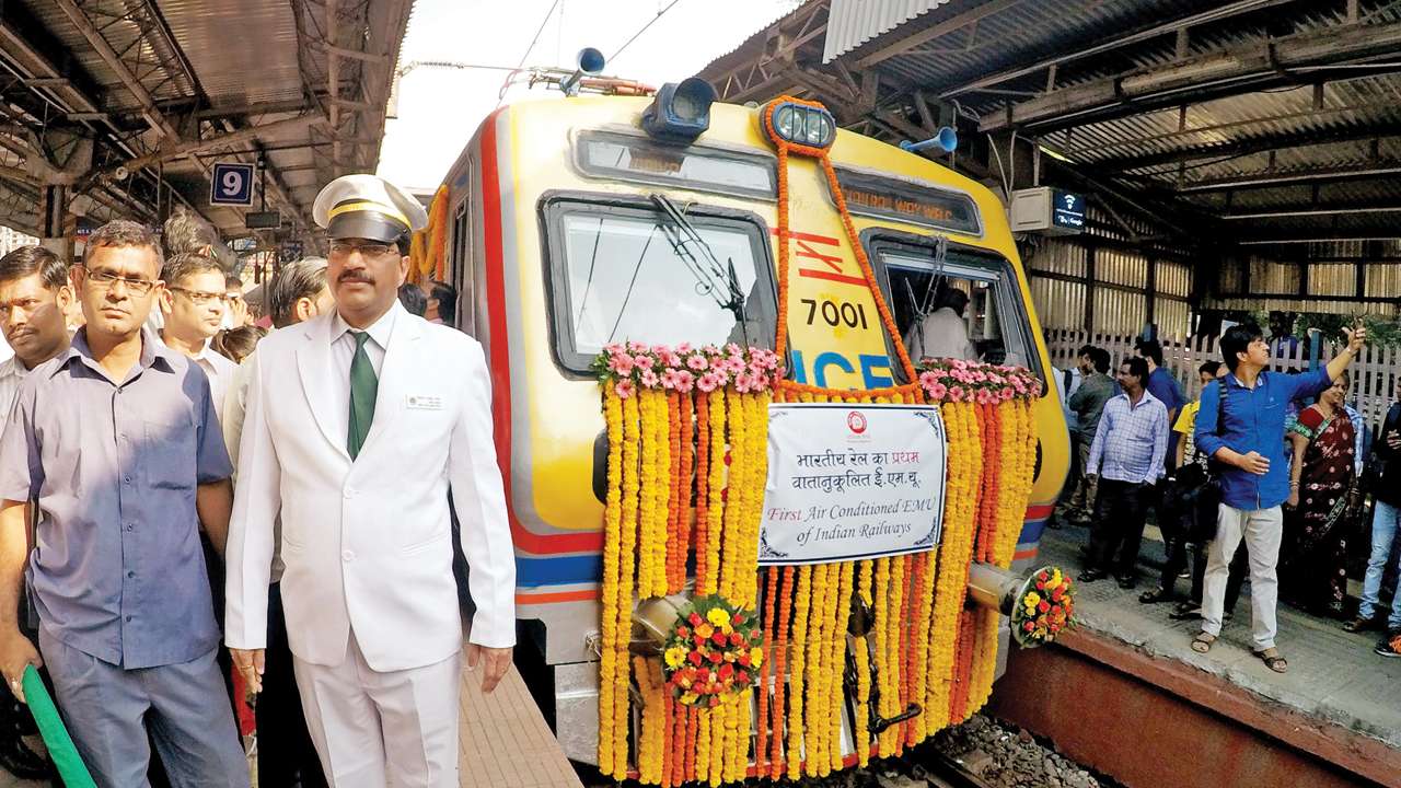 Mumbai-AC-local