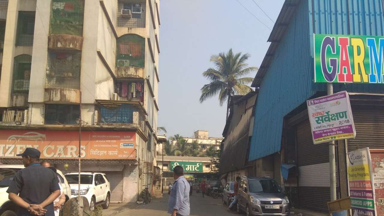 Shops stay shut