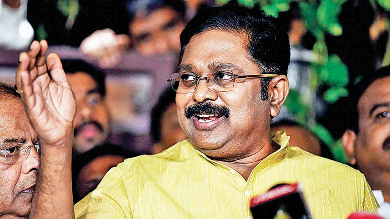 TTV Dhinakaran to announce decision on new party on Wednesday