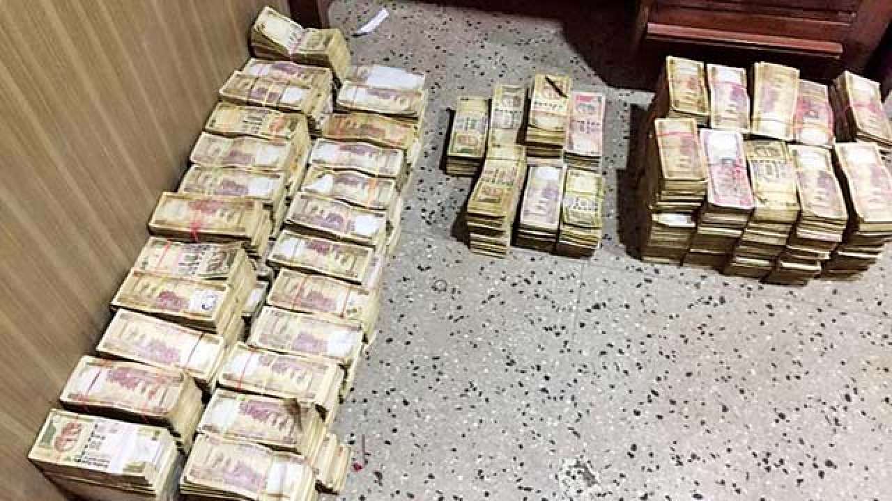 Varanasi: 3 arrested with demonetised notes worth Rs 14 lakh