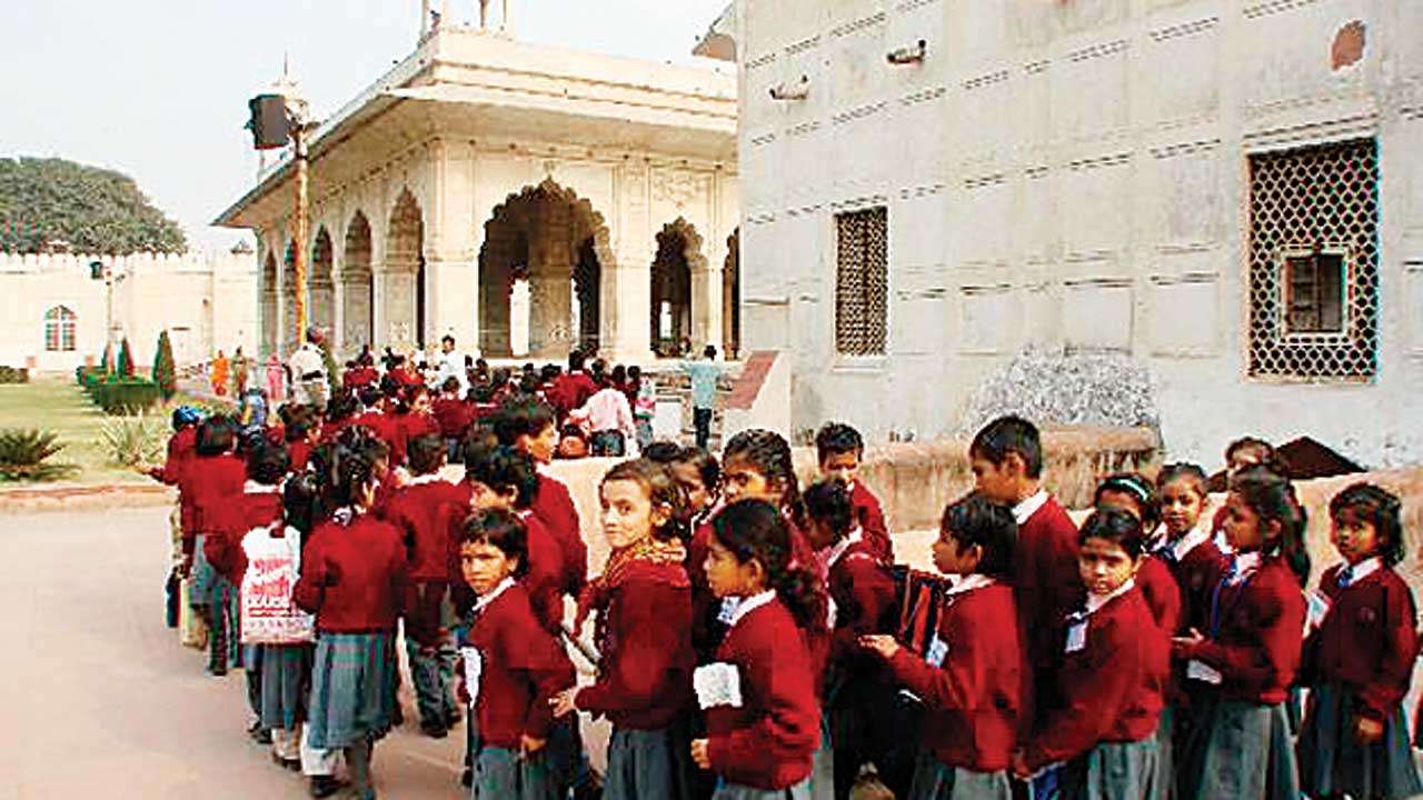 Principal Murder All Private Schools To Observe Black Day