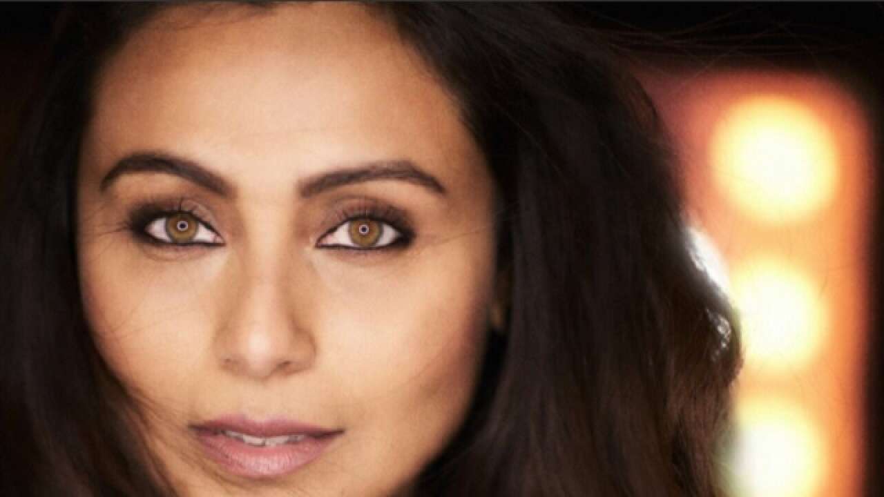 From Headbands To Clips Rani Mukerjis Nineties Hair Is A Lesson In Hair  Accessory Styling