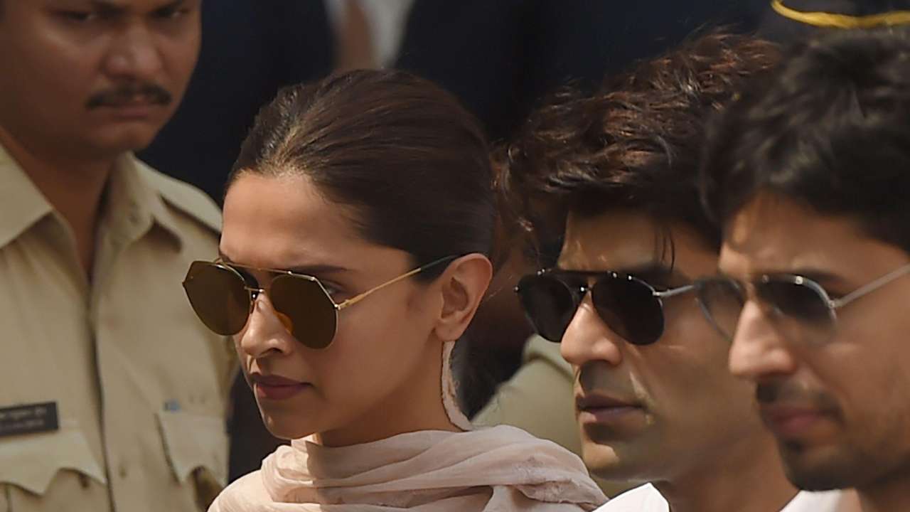 Deepika Padukone mourns the loss of Sridevi
