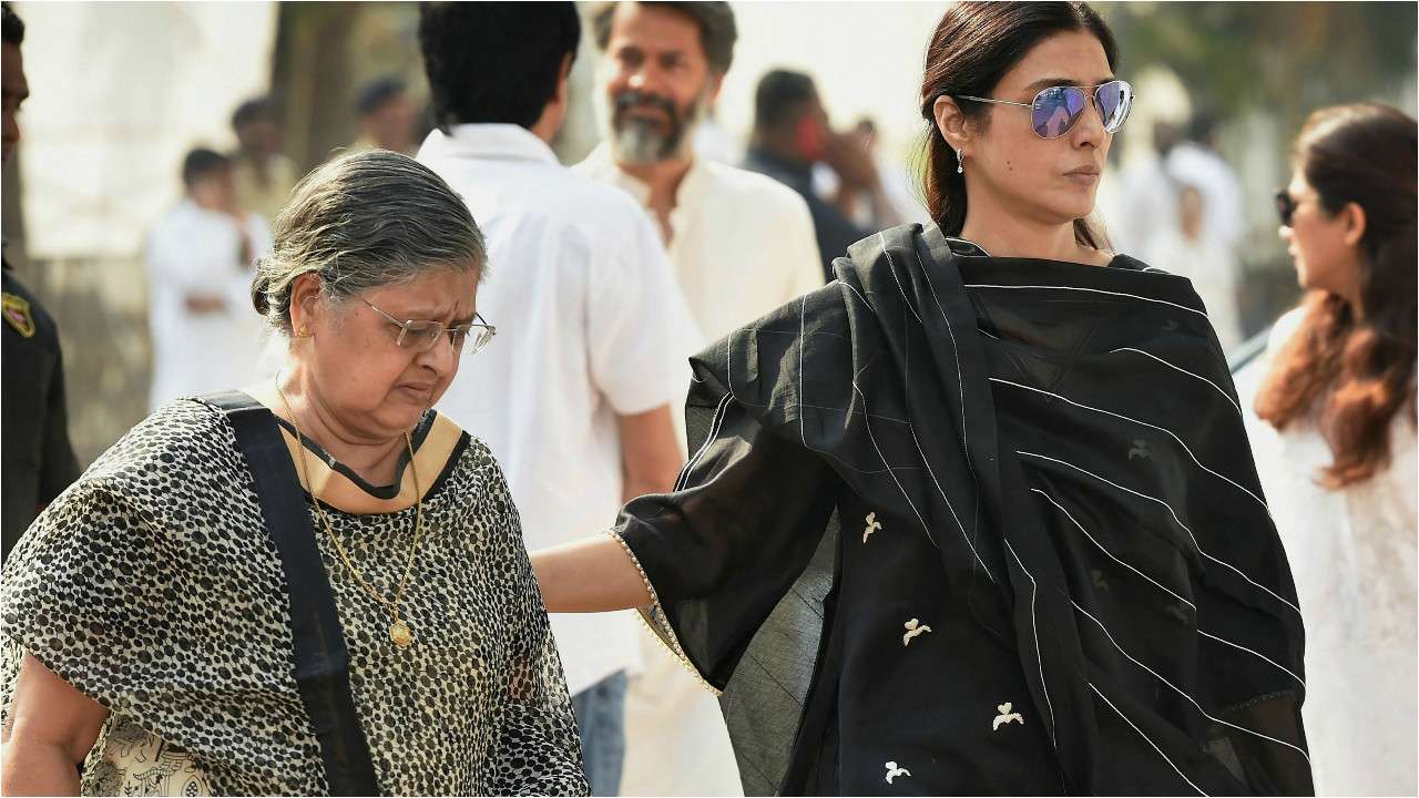 In Pictures: Shah Rukh Khan To Rekha: B-Town Bids Farewell To Sridevi