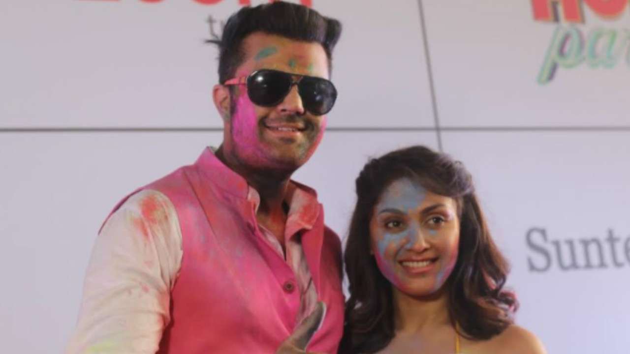 MAniesh Paul and Manjari Fadnis