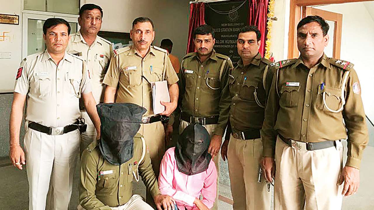 Details more than 166 delhi police dress