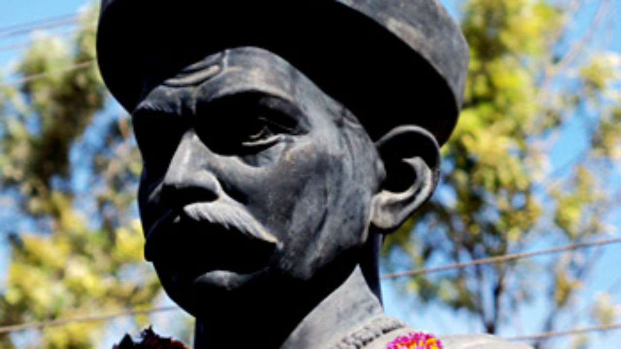 Statue politics reaches Pune; Maratha and Brahmin outfits lock horns ...