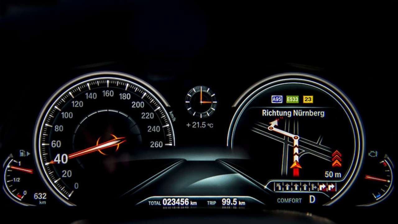 2016 BMW 7 Series instrument cluster