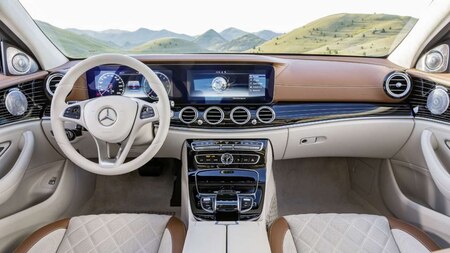 Mercedes-Benz 2016 E-Class: Now with an autopilot