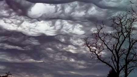 Asperitas, or Undulatus Asperatus