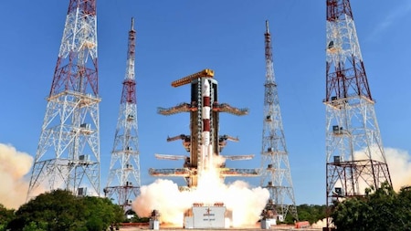 PSLV-C34 takes off