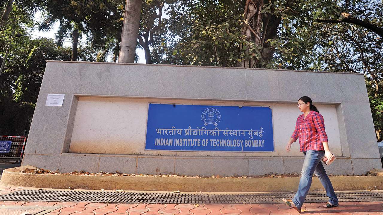 IITs to have pool of foreign faculty