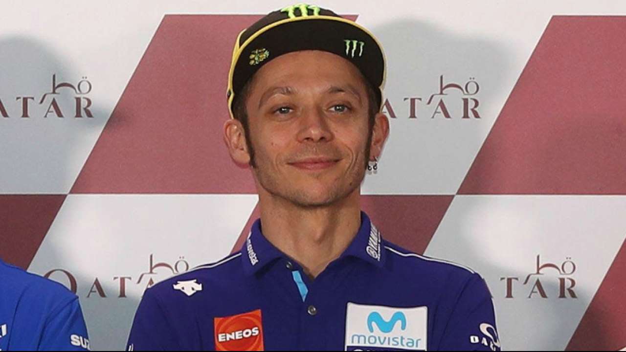 daytime Påstand dræbe MotoGP legend Valentino Rossi to race on into his 40s after signing new  deal with Yamaha