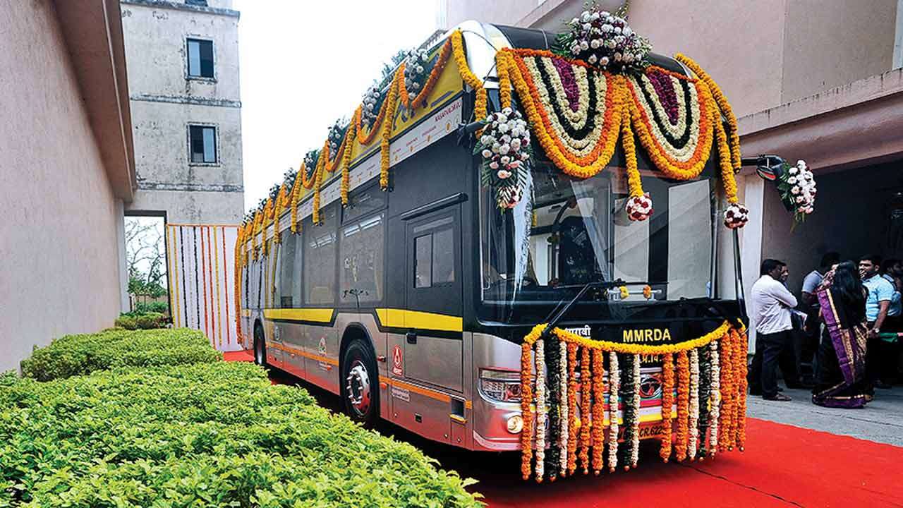 plan-is-to-make-all-best-buses-run-on-electricity-cm-devendra-fadnavis