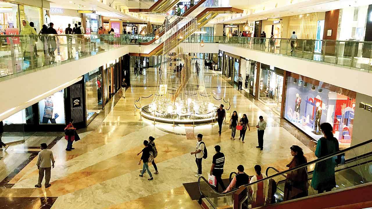 Malls charge parking fee despite ban in south Delhi