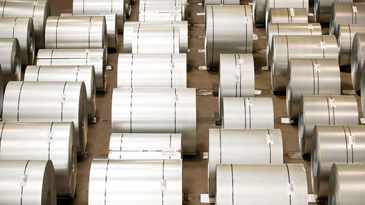 Jsw Steel Plans To Bid For Essar Steel