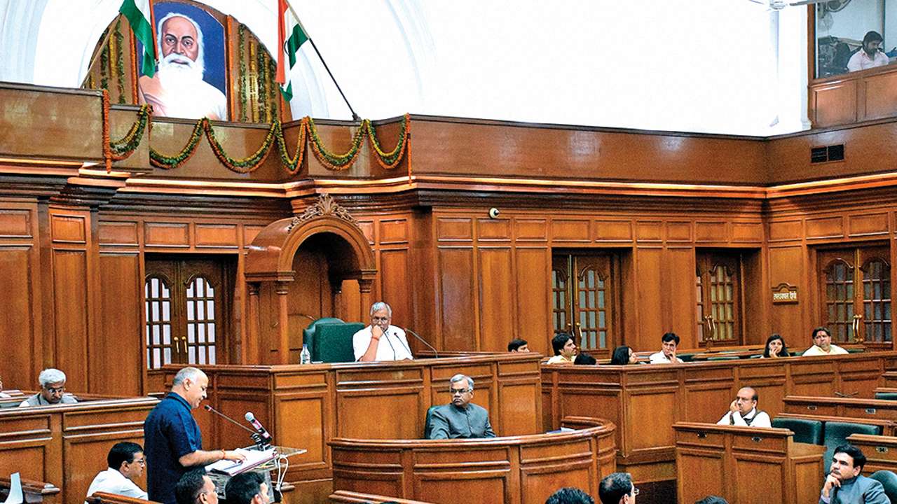 tussle-between-aap-government-l-g-anil-baijal-reaches-delhi-assembly