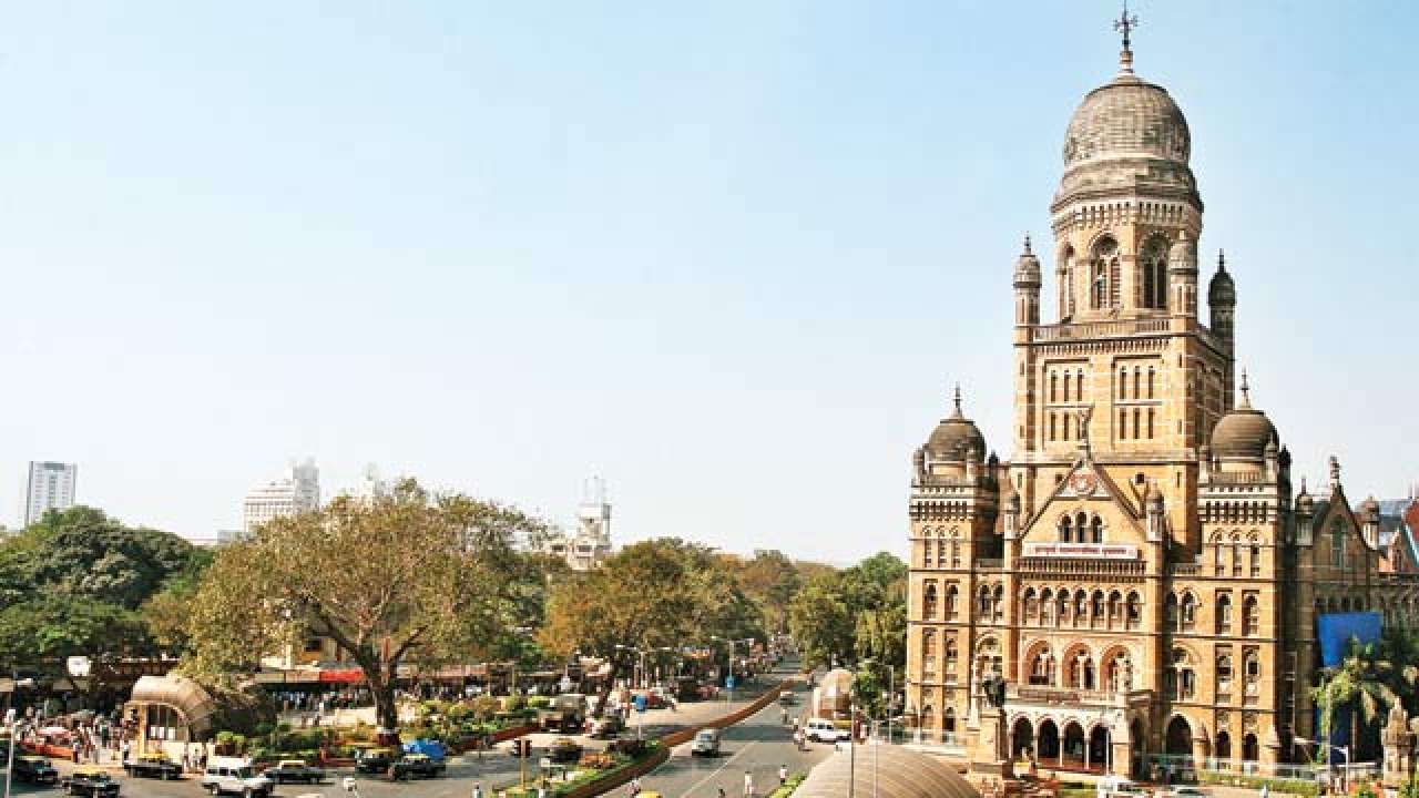 Subway, Churchgate, Mumbai