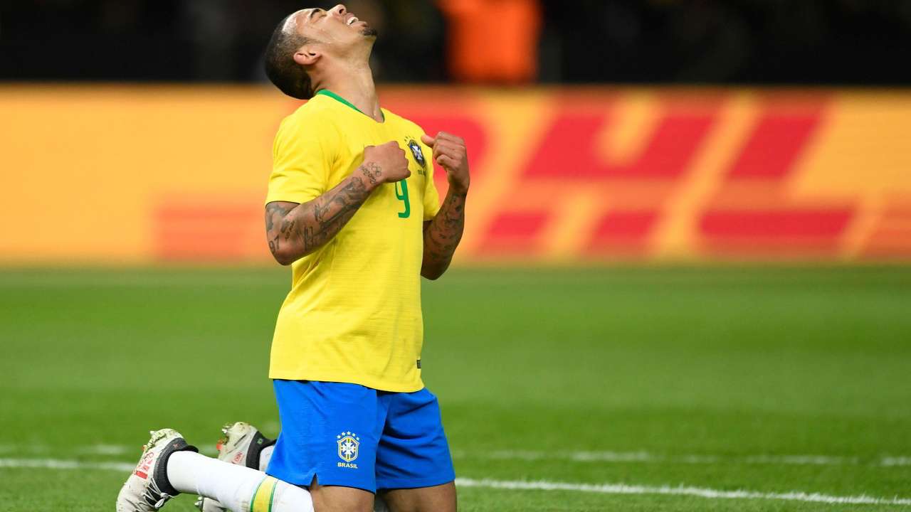 Neymar Less Brazil Snap Germany S 22 Match Unbeaten Run Win 1 0
