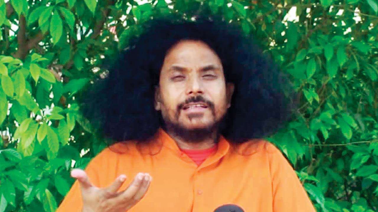 Yogi Satyam in Akhara Parishad�s 4th list of fake babas