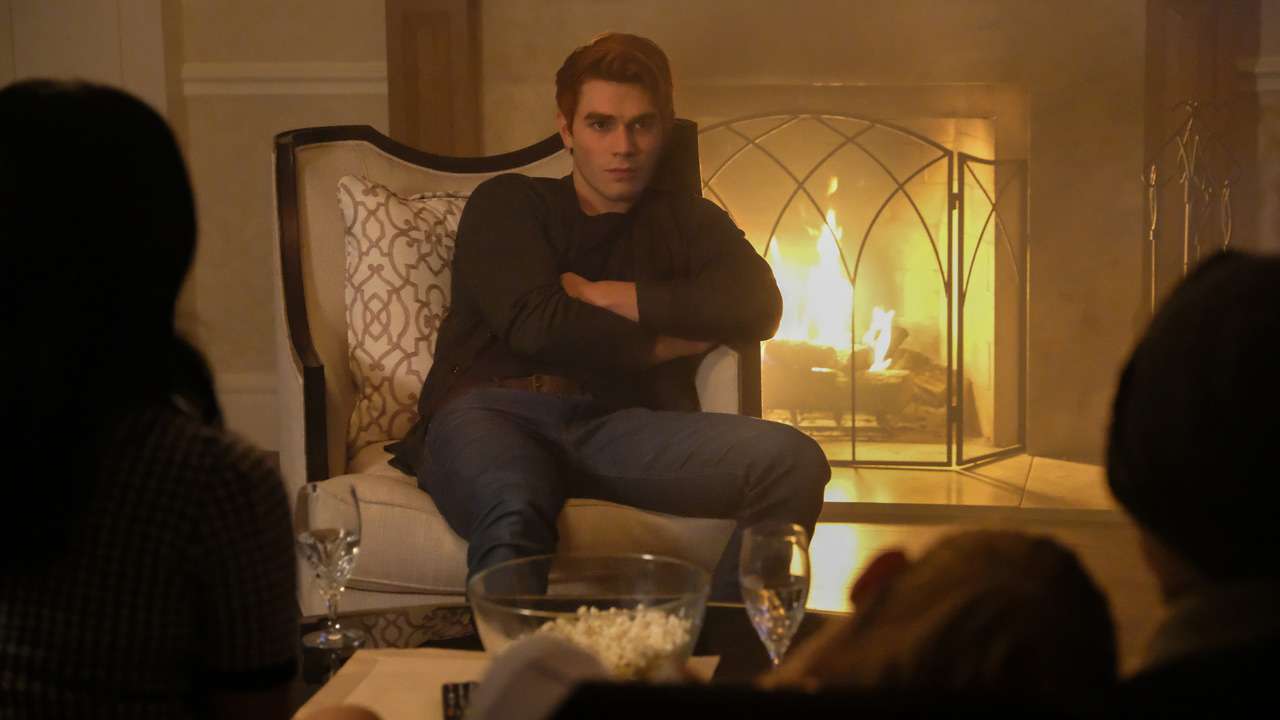Riverdale Star Kj Apa Replaces Kian Lawley In The Hate U Give