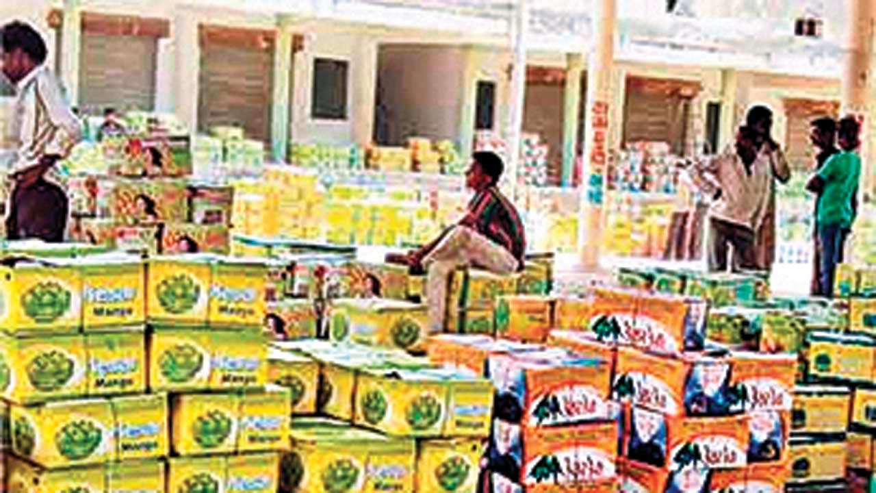 Raids To Continue Till State Clarifies Stand On Artificial Ripening Of