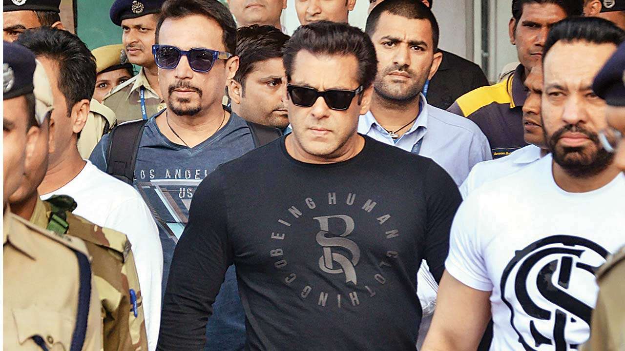 Huge relief for Salman Khan in Valmiki case as SC stays proceeding against  him