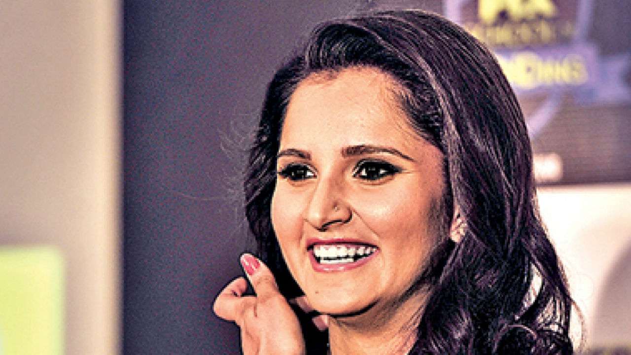 See Pic: Sania Mirza and Shoaib Malik announce first baby with the cutest  post ever