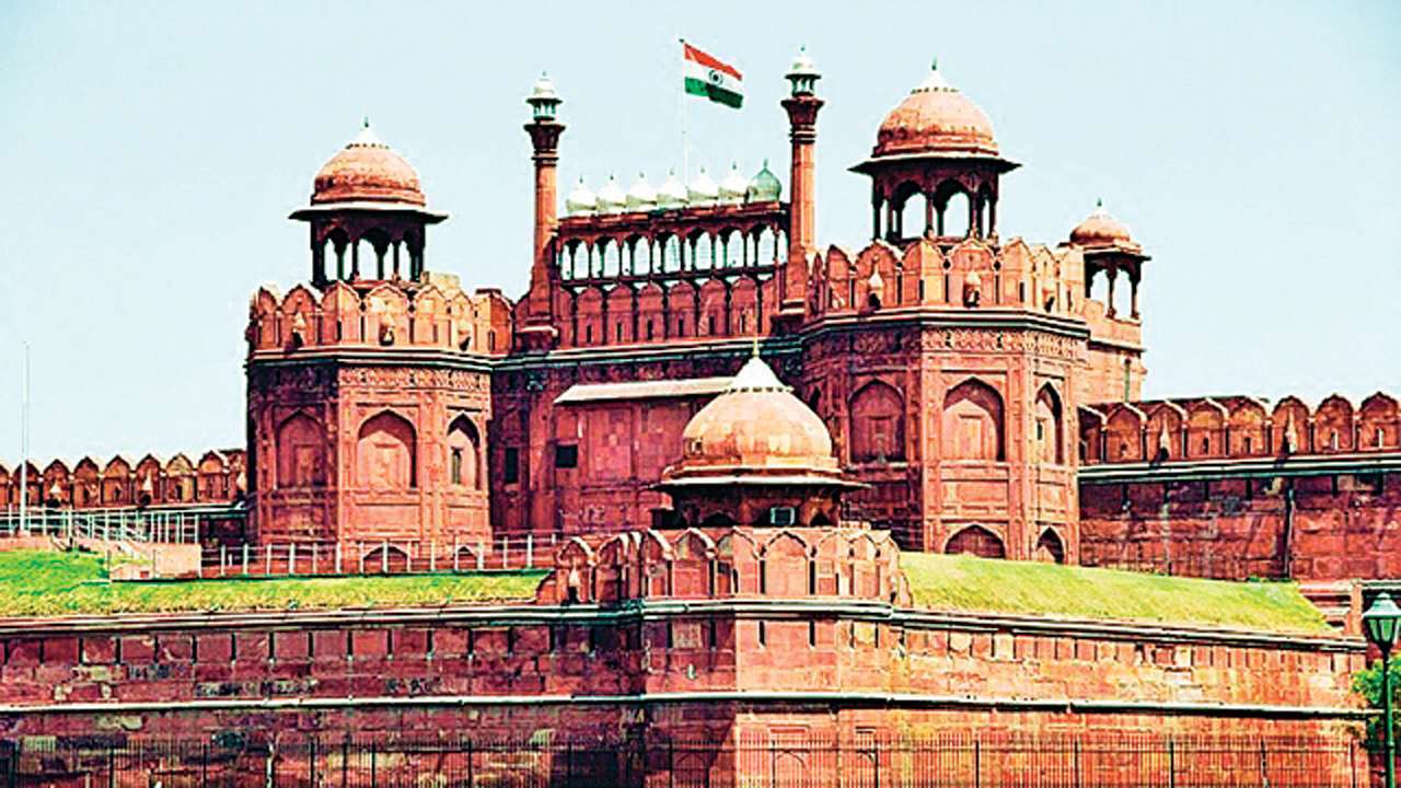 twitter reacts to modi govt auctioning off red fort as centre denies charge modi govt auctioning off red fort