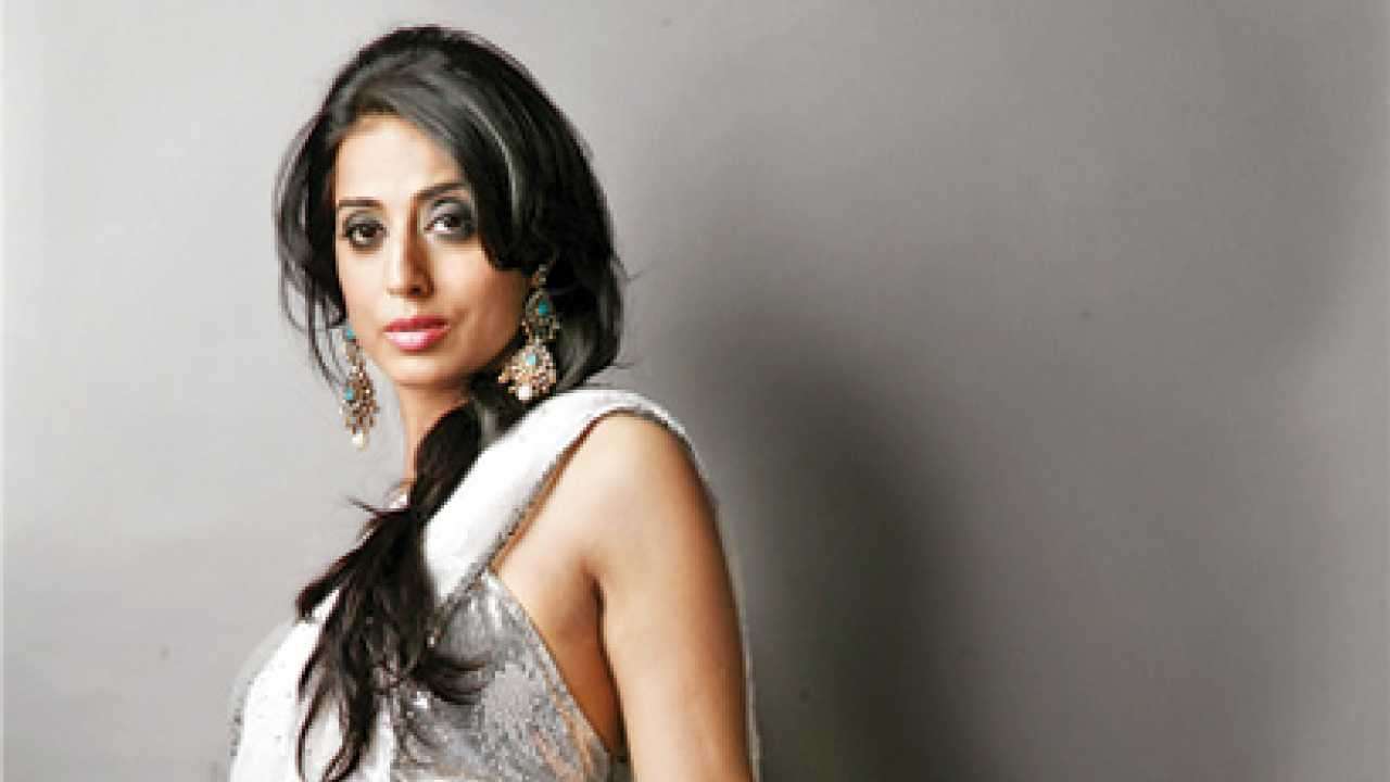 ‘i Want To See How You Look In A Nightie Dev D Actress Mahie Gill