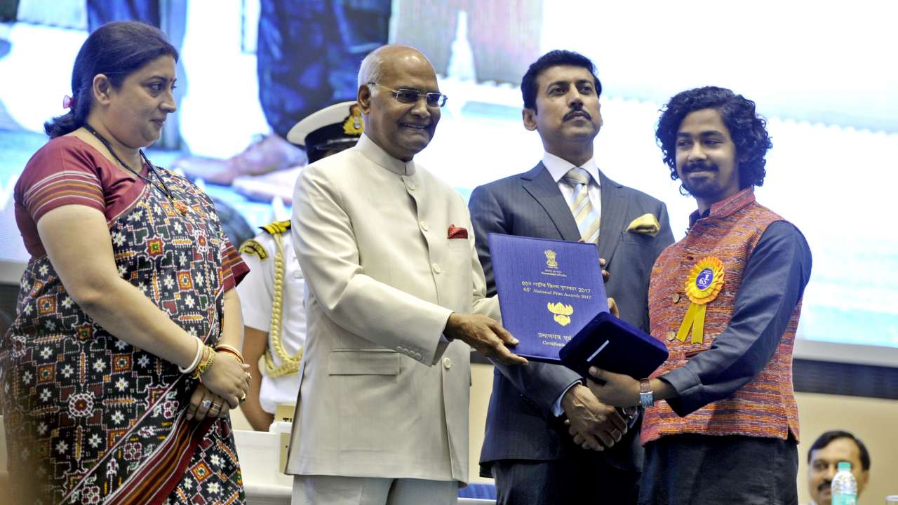 Riddhi Sen accepts the National Award for Best Actor