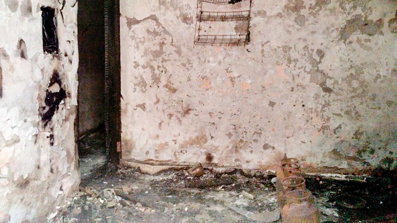 Man held for putting house on fire, killing parents in West Delhi's ...