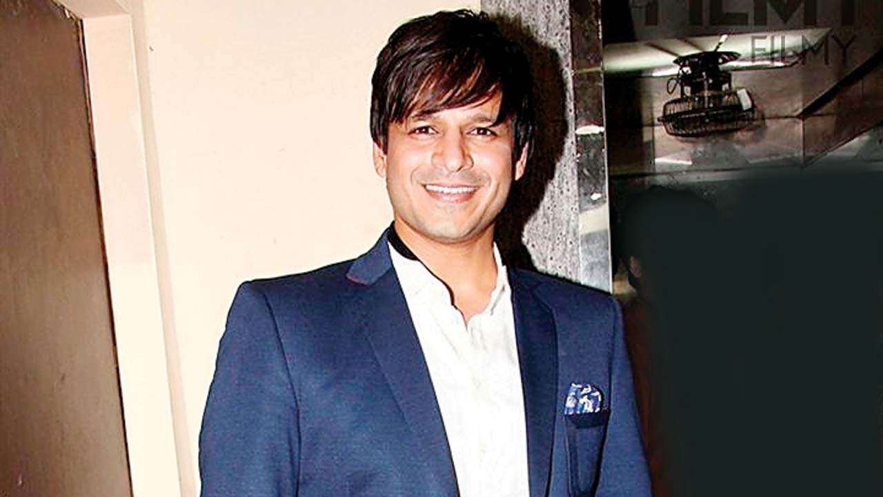 Vivek Oberoi slams Sonam Kapoor; apologises, deletes meme featuring  Aishwarya Rai Bachchan