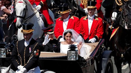 Prince Harry and Meghan Markle post their wedding