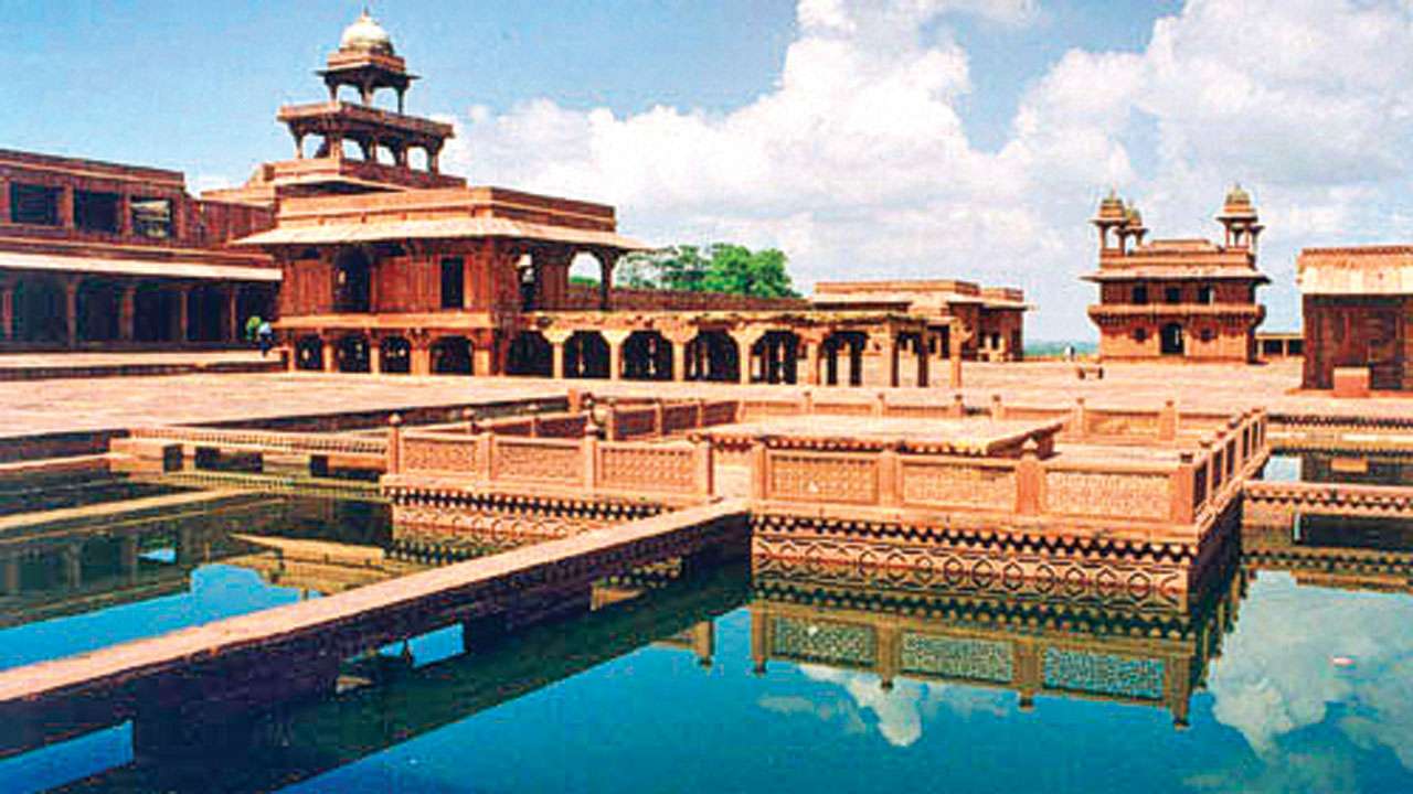 Image result for fatehpur sikri anoop talao