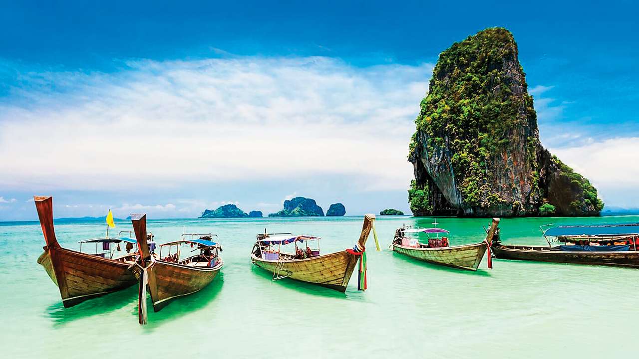 Phuket for Leos