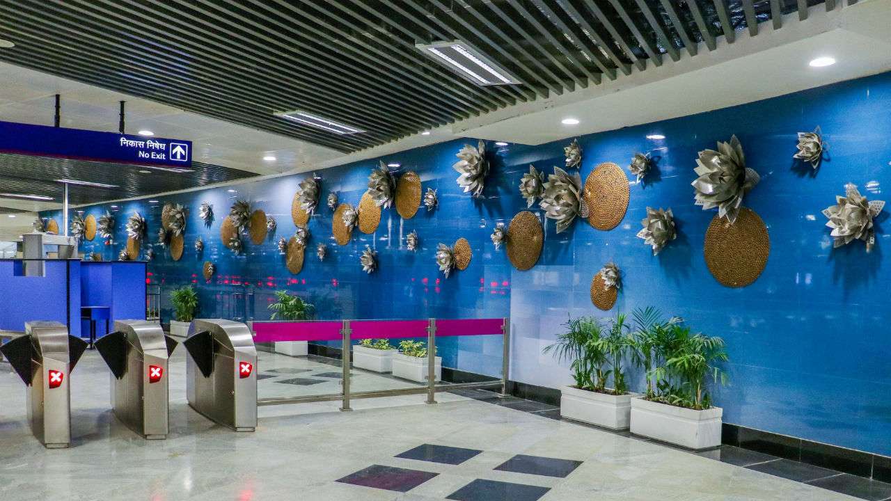In Pics: With Artwork, grahics and stunning murals, you would want to travel by Delhi Metro's Magenta Line everyday