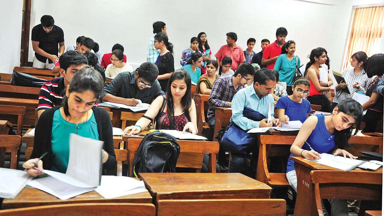 After results, Delhi University aspirants in a fix