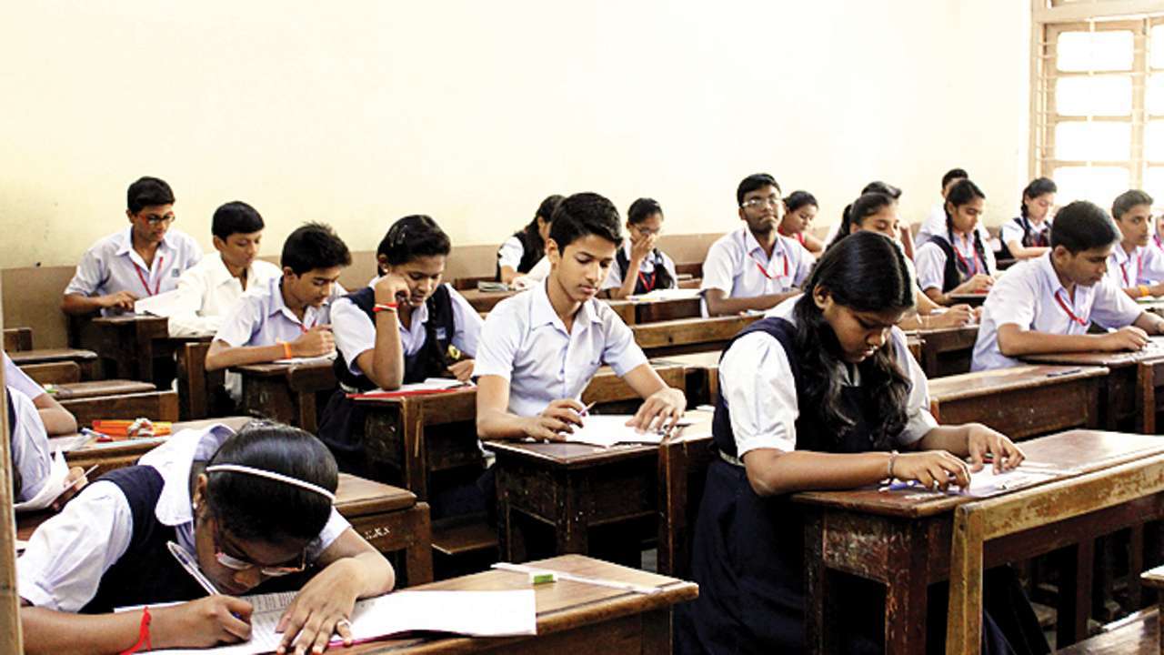 Cbse 10 Results 2018 Cbse Board Class X Exam Result 2018 To Be Declared Today At 4pm On Cbse Nic In Cbseresults Nic In