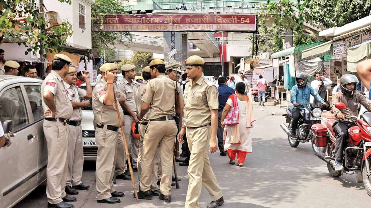 North Delhi: Minor shoots at undertrial in Tis Hazari court complex