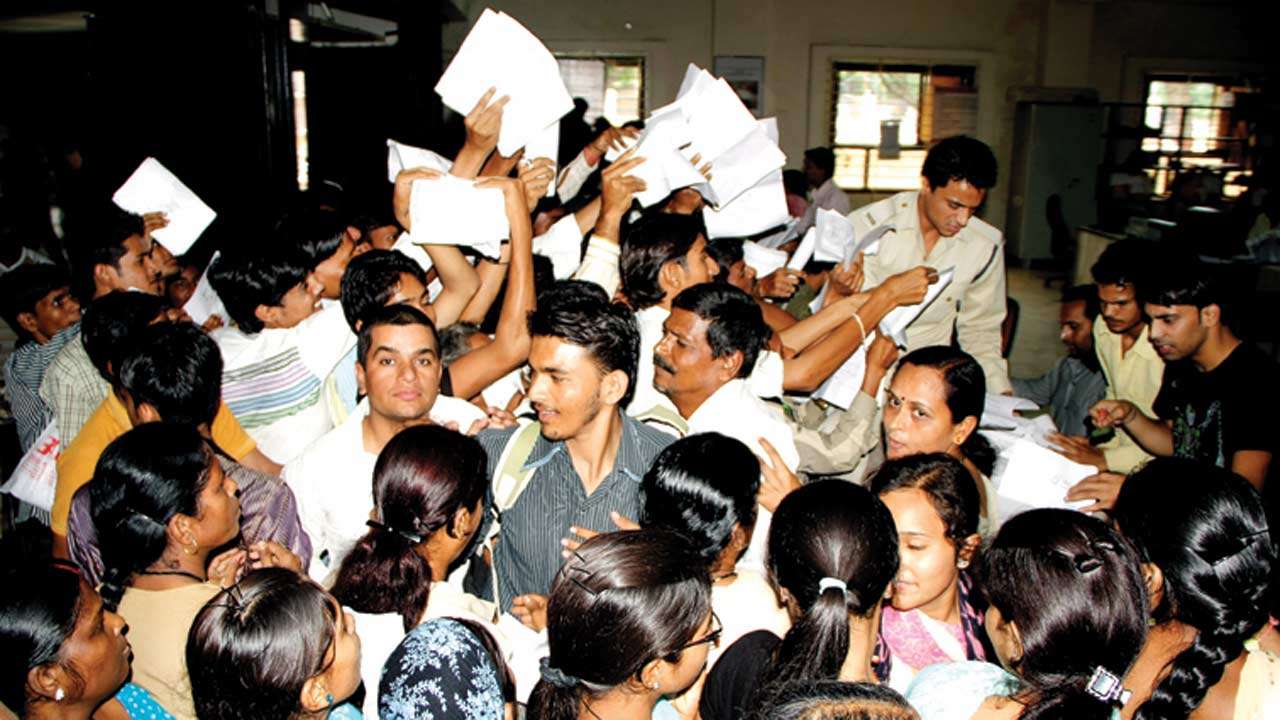 Maharashtra govt comm to review bogus