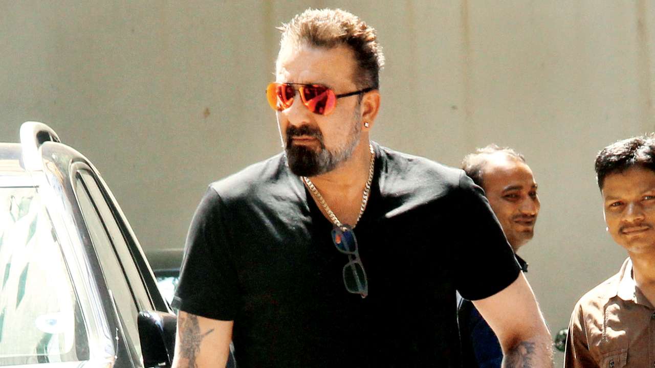 Sanjay Dutt begins filming Prasthaanam on dad Sunil Dutt's 